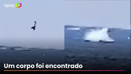 Vídeo mostra queda de avião de propaganda em Copacabana (RJ)