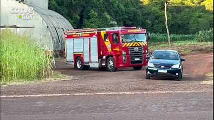 Idoso sofre fratura na perna ao cair de moto em rodovia de Cascavel