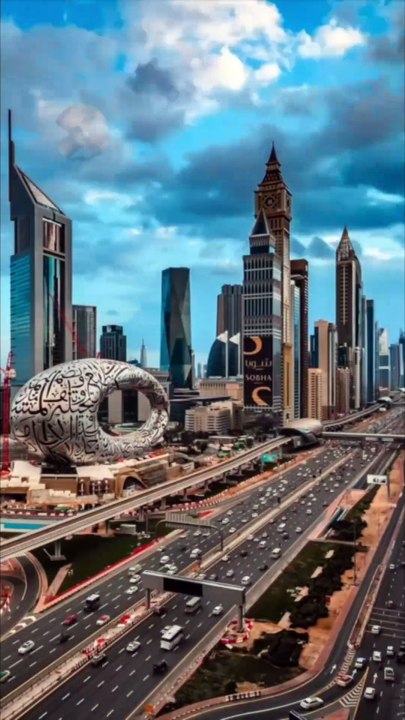 Dubai skyline featuring the Museum of the Future and Burj Khalifa on Sheik Zayed Road