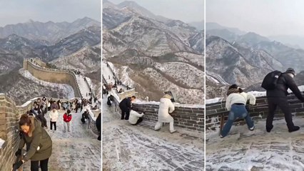 Neve e ghiaccio sulla Grande Muraglia: il monumento simbolo della Cina si trasforma in una trappola scivolosa