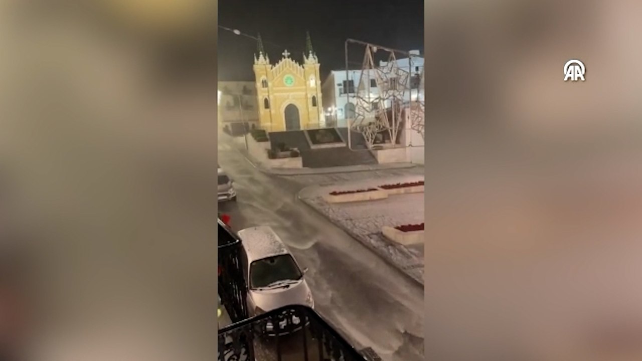 İspanya'da şiddetli yağışlar nedeniyle kırmızı alarm verildi