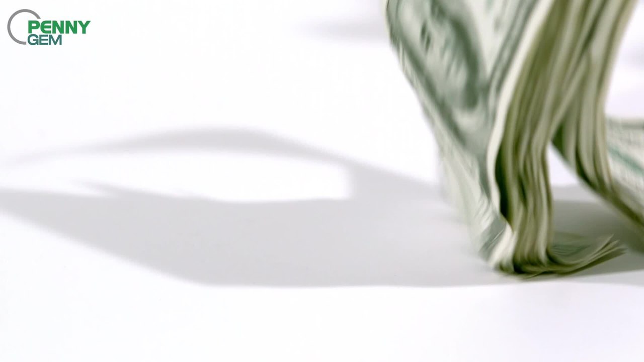 How to Avoid Overpaying for Holiday Shopping This Season