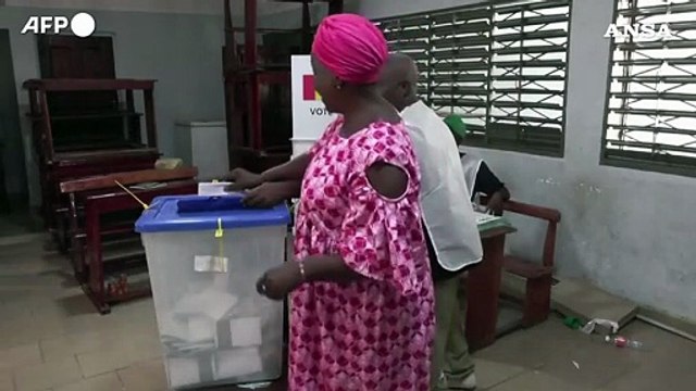 Urne aperte, la Guinea elegge il suo presidente