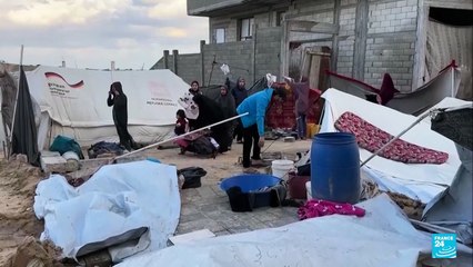 Lluvias y fuertes vientos agravan la situación de los desplazados en Gaza