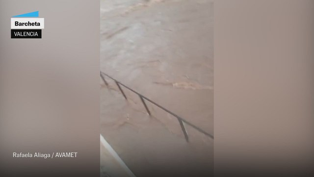 El temporal deja ríos al borde del desbordamiento y calles anegadas en Valencia