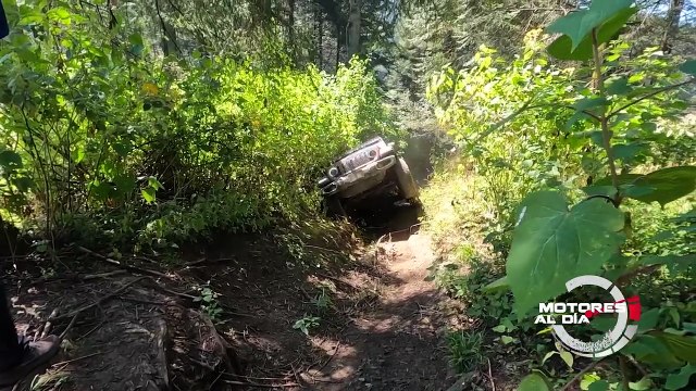 El legado técnico de Aston Martin y la crisis de las marcas inglesas en el cine | Motores al Día