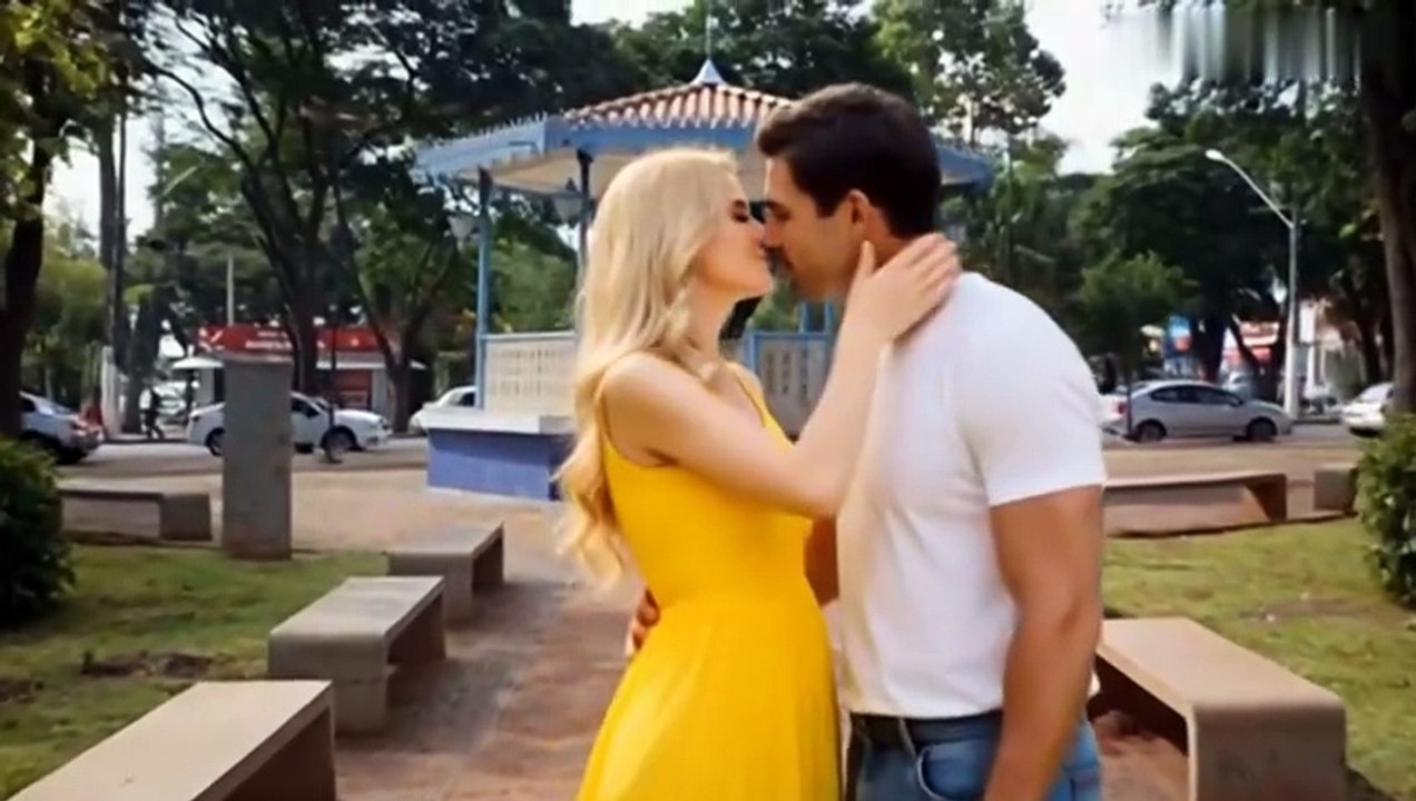 TUDO PODE MUDAR - BANDA STRATONANTES COVER - 1º NIVER EMPÓRIO DAS PALMEIRAS - 06/12/25