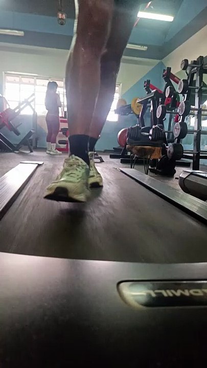 VID_20251202_160658_SLO-MO