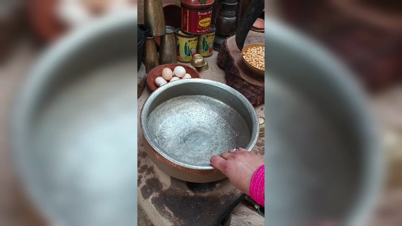 Traditional Chickpeas Chicken Minced Egg Curry | Village Style Recipe by Amna