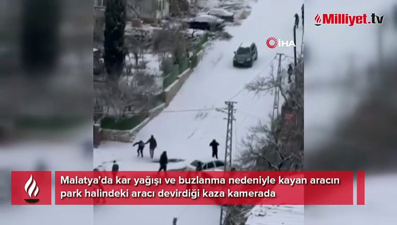 Facianın eşiğinden dönüldü! Kayan araç park, halindeki otomobili devirdi