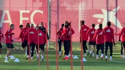 Peque, Vargas y Álvaro Fernández, ausencias en el entrenamiento