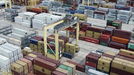 Los precios de exportaciones industriales bajan 1,4% en noviembre y de importaciones caen 3,2%