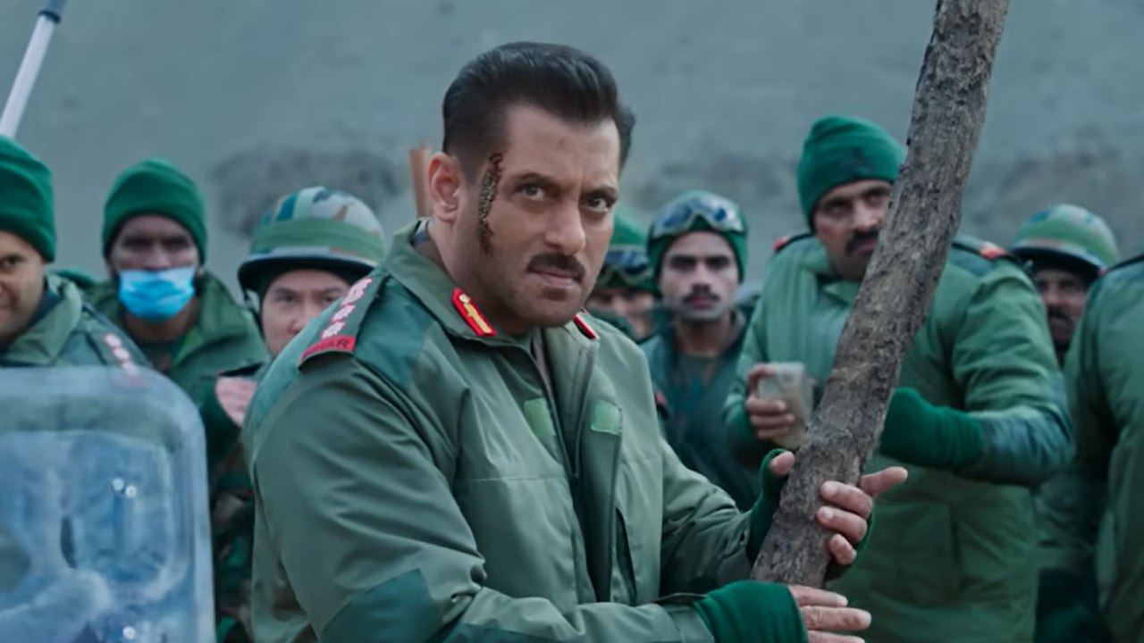 ಸಲ್ಲುಮಿಯಾ ಬ್ಯಾಟಲ್ ನೋಡಿ ಸುಸ್ತಾದ ಫ್ಯಾನ್ಸ್! ಈದ್ ದಿನ ರಿಲೀಸ್ ಆಗಲ್ಲ ಸಲ್ಮಾನ್ ಸಿನಿಮಾ