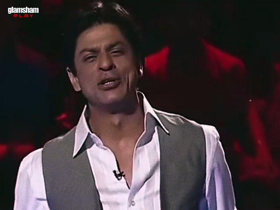 Naam toh suna hoga... The king doing king things, as usual. 👑  #glamsham #shahrukhkhan #kingkhan #bollywoodicon #naamtohsunahoga  {glamsham, shah rukh khan, king khan, bollywood icon, naam toh suna hoga}