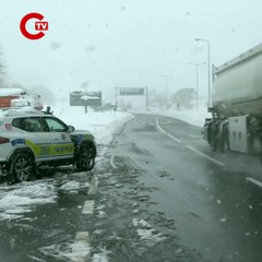 Bolu Dağı geçişinde yoğun kar yağışı ve tipi etkili oluyor