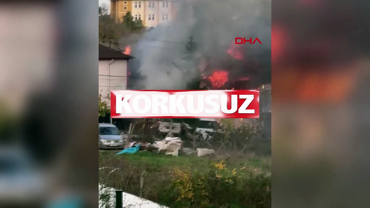 Köylüler çatışma bittikten sonra teröristlerin evini yaktı