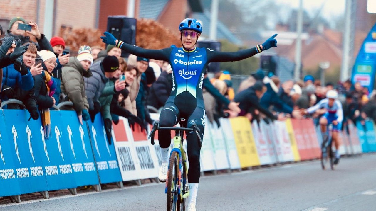 Cyclo-cross - X2O Badkamers Trofee Loenhout 2025 - Lucinda Brand remporte une 12e victoire de suite