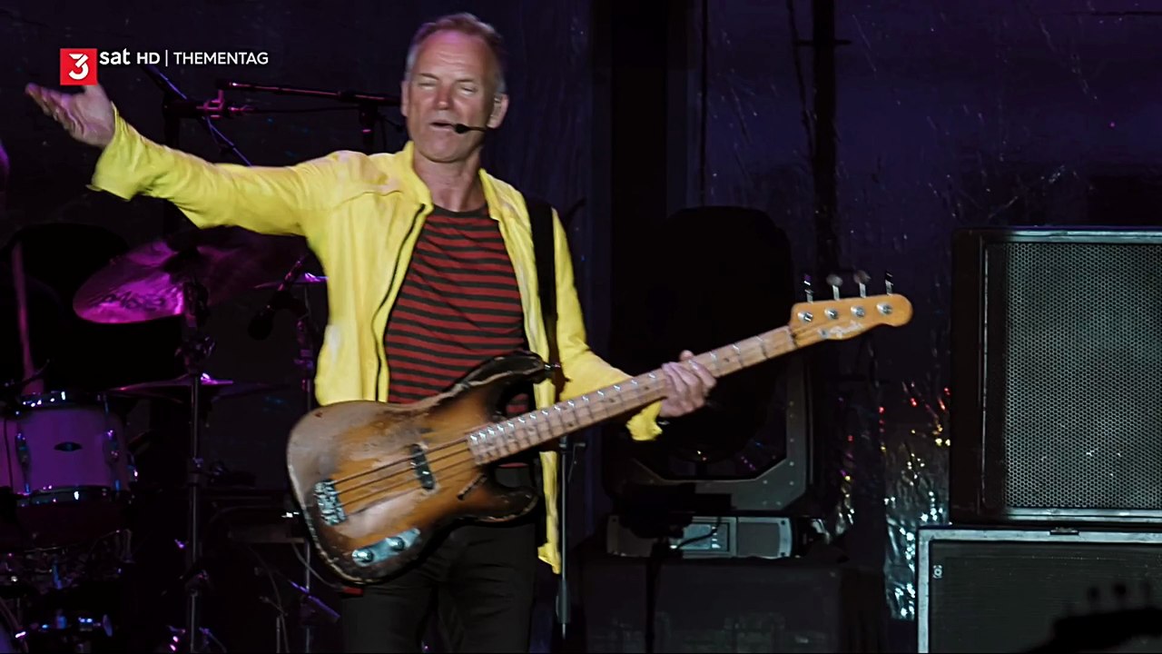 Walking on the Moon...So Lonely [with snippet of Bob Marley's No Woman, No Cry] (The Police songs) - Sting (live)