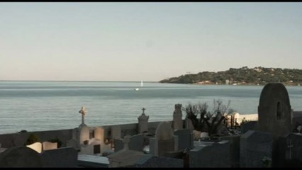 Brigitte Bardot, fan in lacrime a Saint-Tropez dove sarà sepolta