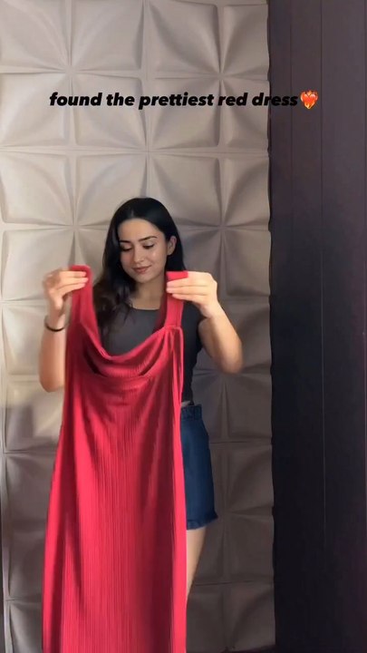 Found the prettiest red dress❤️