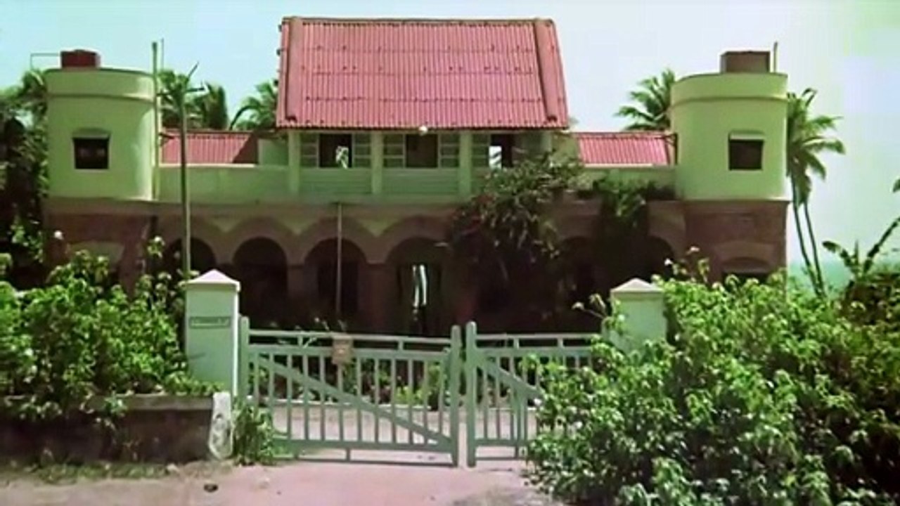 Solah Baras Ki Bali Umar - Lata Mangeshkar's Classic Superhit Song - Ek Duuje Ke Liye