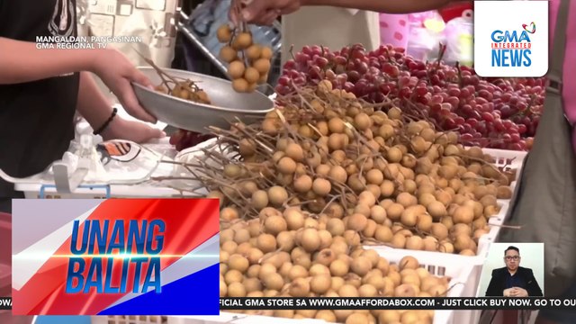 Mga bilog na prutas sa Mangaldan Public Market, mabenta na; inaasahang tataas pa ang presyo | Unang Balita