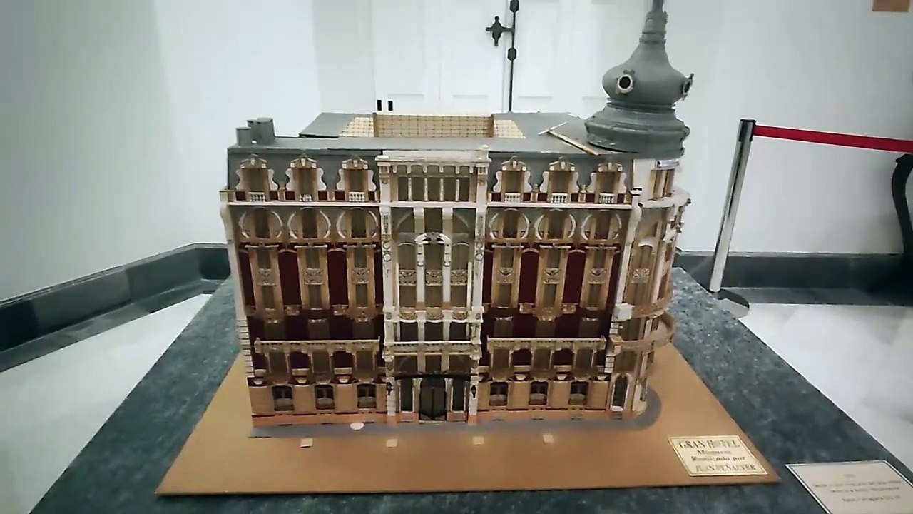 Exposición Centenario de la radio en Cartagena - Interior del Palacio Consistorial