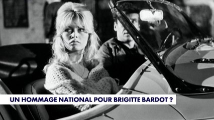 Faut-il rendre un hommage national à Brigitte Bardot ?