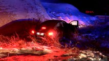 Gizli buzlanma kazaya neden oldu: Otomobil tarlaya uçtu, 4 yaralı