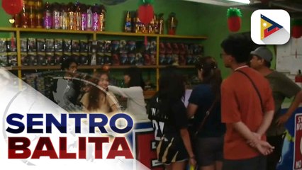 Mga namimili ng paputok at pailaw sa Bocaue, Bulacan, mas dumami pa ngayong araw; mga pampaingay, mabibili rin