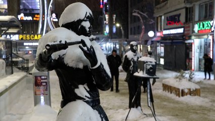 Van'da eğitime 'kar' engeli; 389 yerleşim yeri yolu kapalı