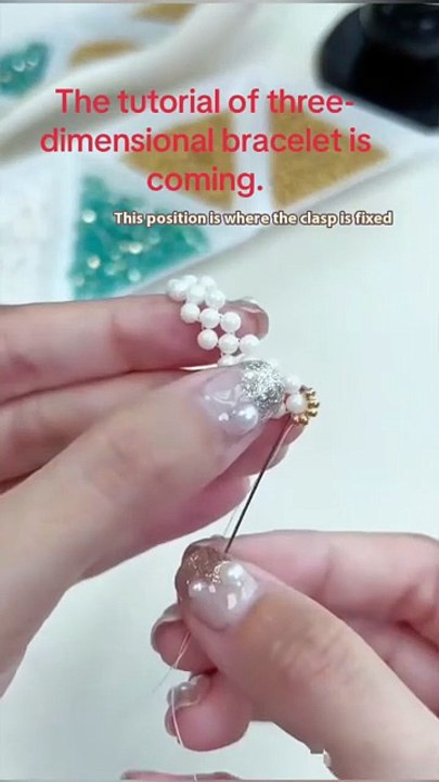 Pearl bracelet