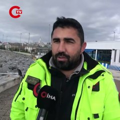 Pendik’te tepki çeken olay Kediye tekme atıp denize fırlattı