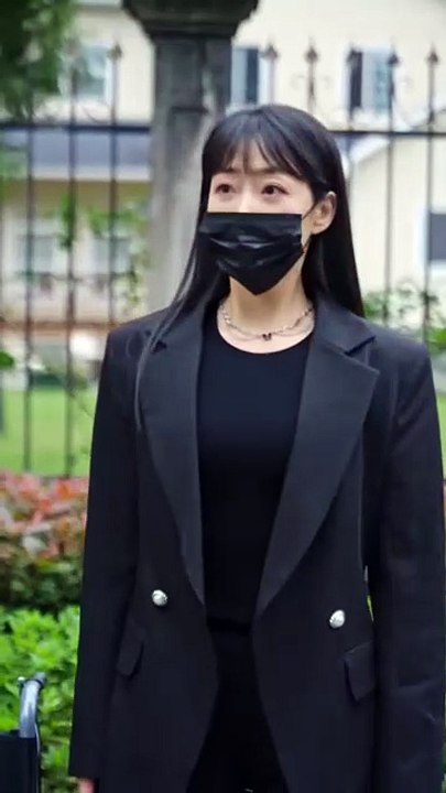 Twin Sis Is Abused By Husband & Mistress! So Next Day,Her Mafia Twin Took Her Place And Walked In...