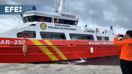 El barco que naufragó con los españoles en Indonesia fue golpeado por tres grandes olas