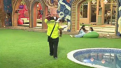 Bigg Boss 9 - E07 Vikrams_Laughter_Therapy