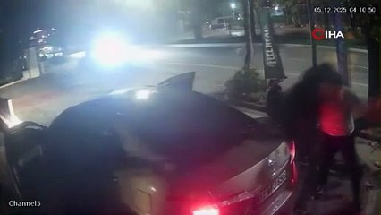 Ellerinde beyzbol sopasıyla ortaya çıktılar! Vatandaşa dehşeti yaşattılar!