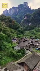 FROM ROYALTY TO CEO'S CHRISTMAS PRINCESS