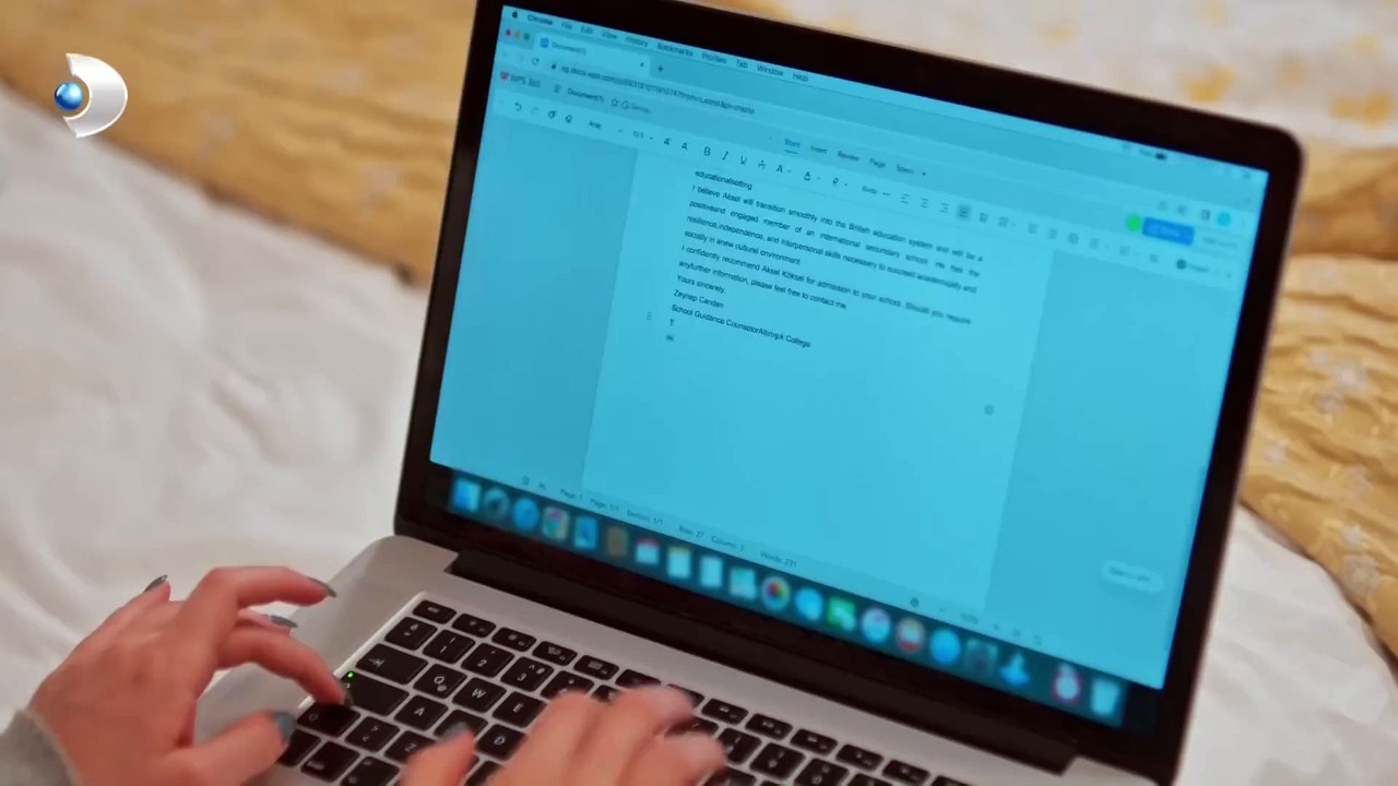 Serhat, Zeynep'in eli ayağı oluyor! Güller ve Günahlar Özel Klip