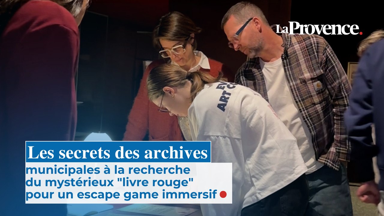 Les secrets des archives municipales à la recherche du mystérieux "livre rouge" pour un escape game immersif