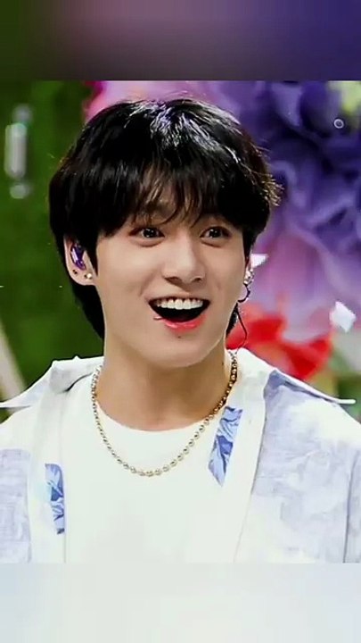 Lisa Funny Dance Reaction To BTS V JK 🥵 #shorts #bts #blackpink #kpop #viralshorts - BBF JEEWAN (360p, h264)