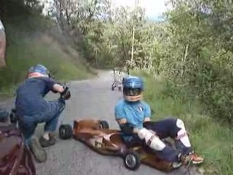 MOV05812 caddie racingcaddies
