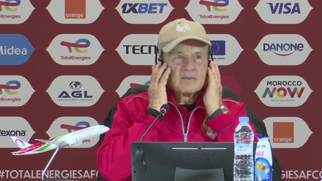 Bénin - La traduction ne fonctionne pas, Gernot Rohr en rigole !