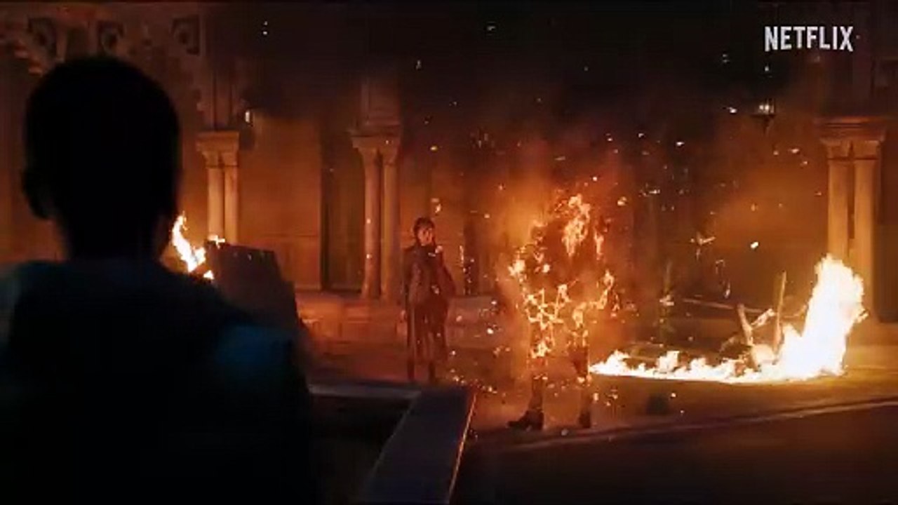 Wednesday - S02 Fantheorien mit dem Cast (Deutsche UT) HD