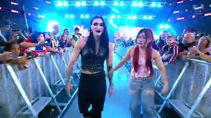 WWE Monday Night RAW - Season 33 Episode 52 - RAW 1701