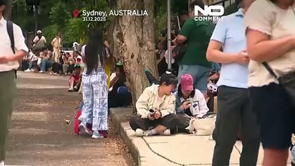 Avustralyalılar yeni yıl havai fişek gösterisi için Sydney Limanı’nda toplanmaya başladı