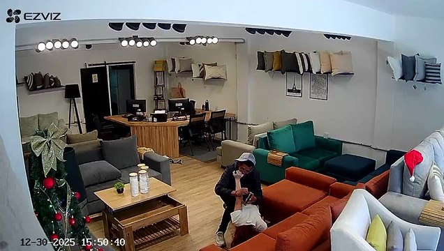 Así fue el brutal ataque en una mueblería de Rosario