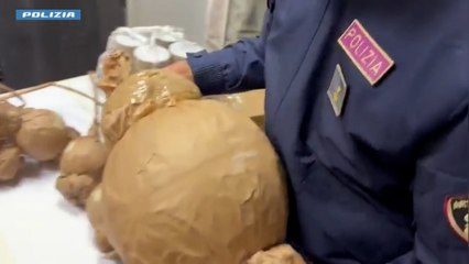 Una "bomba" da 11,5 kg tra i botti illegali di Capodanno sequestrati a Catania