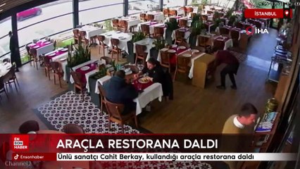 Ünlü sanatçı Cahit Berkay, İstanbul'da kullandığı araçla restorana daldı
