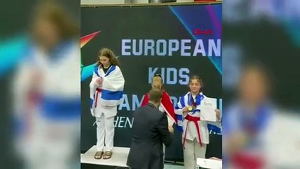 Bir dünya şampiyon yetişiyor... Baba kızın yeni hedefi Dünya Şampiyonluğu...